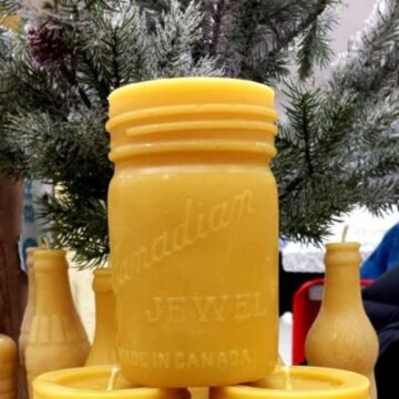 Pure Beeswax Canadian Jewel Mason Jar Circa Candle