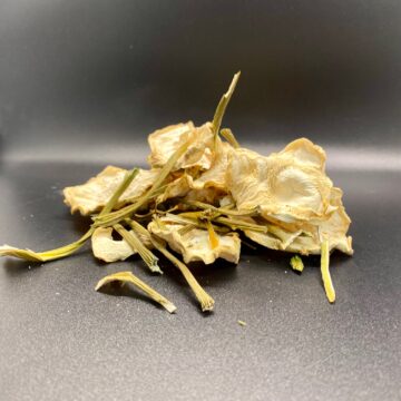 Dehydrated Celeriac (Celery Root & Greens)