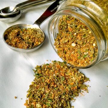 Dried Herbs & Mixes