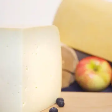 LE MATTAGAMI Chèvre (Goat) Cheese